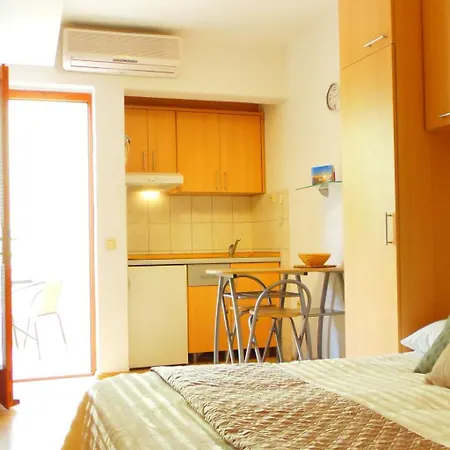 Appartement Levant Ventus By Interhome Makarska