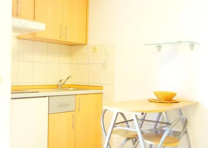 Levant Ventus By Interhome Μακάρσκα