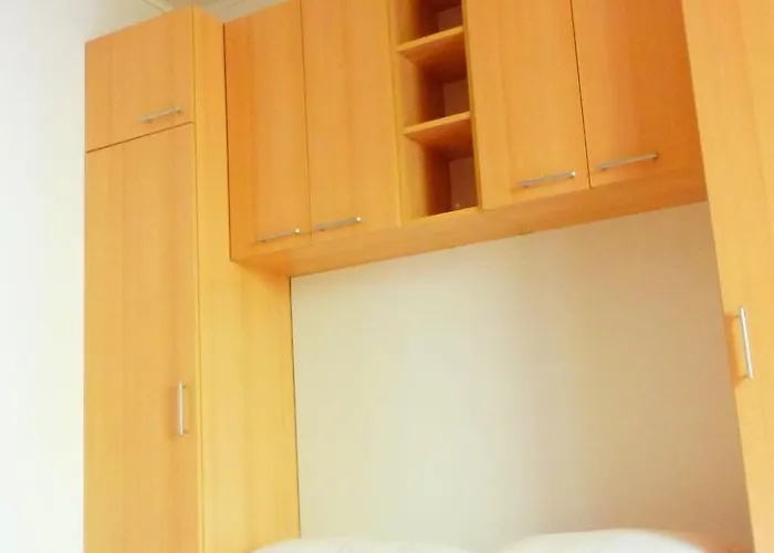 Levant Ventus By Interhome *